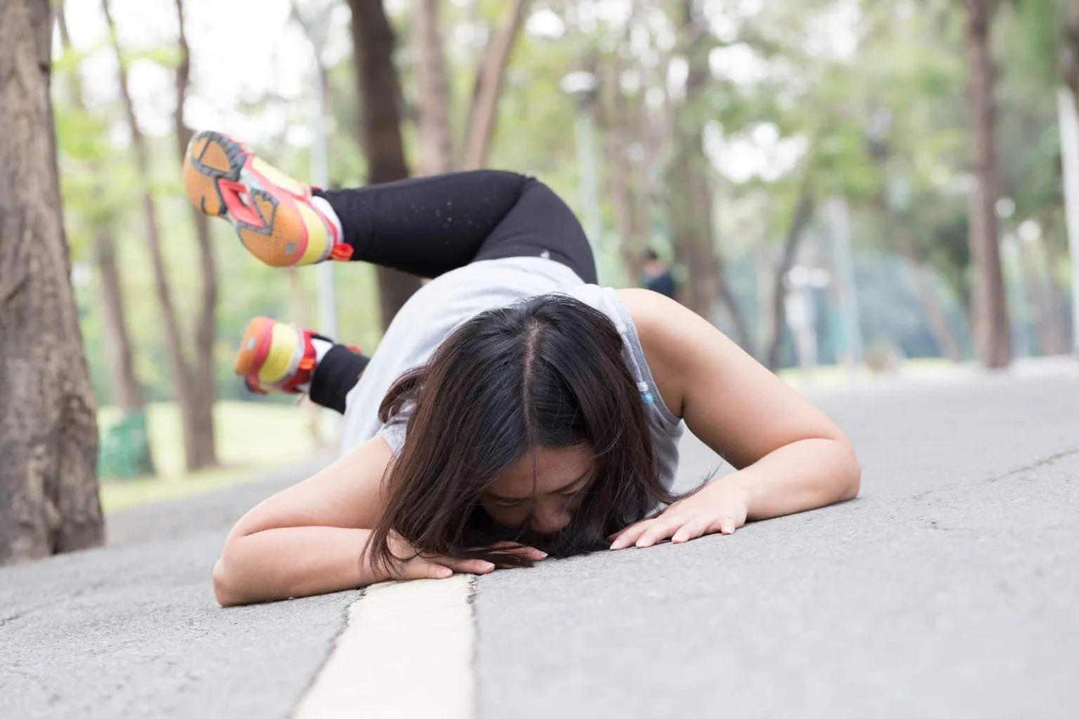 Why You Should Consult an Injury Lawyer After an Accident: